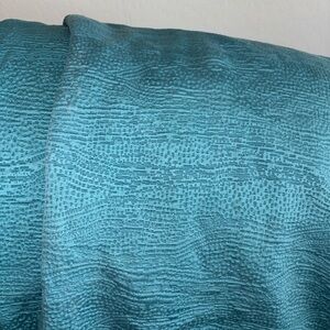West town‎ King teal blue duvet with two shams excellent condition